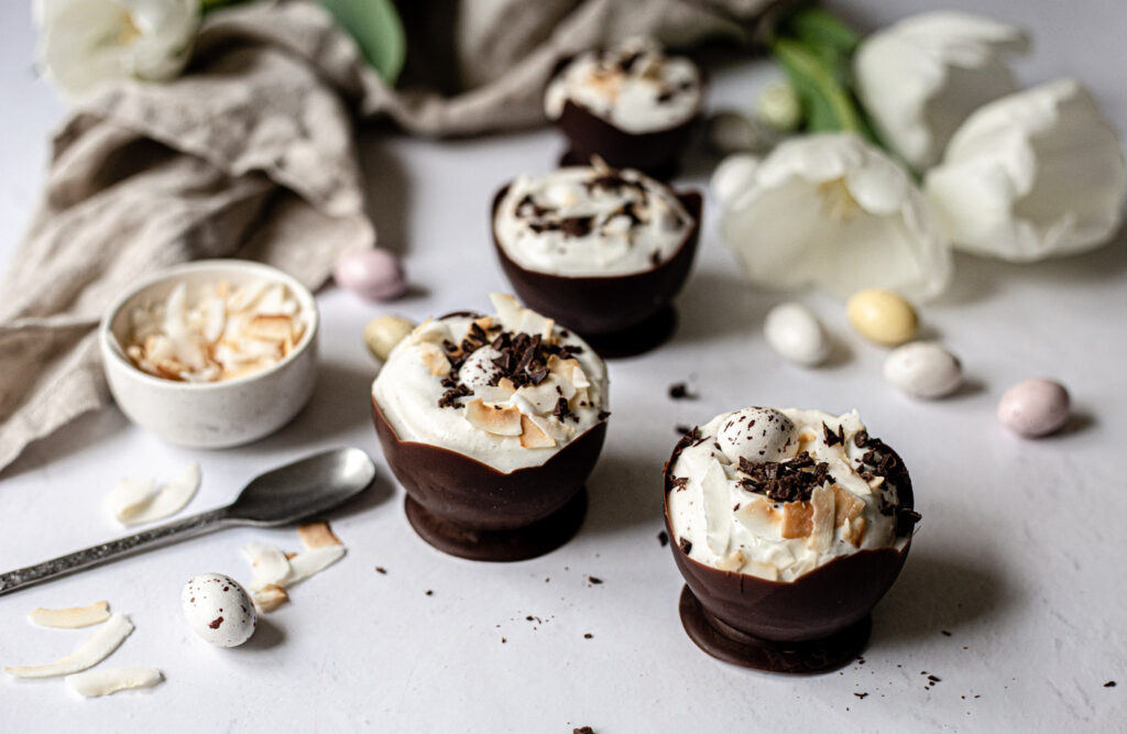 Chocolate cups with coconut-lime mousse